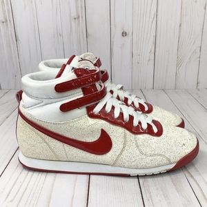 Nike Women's Aerofit High Top Shoes Size 8